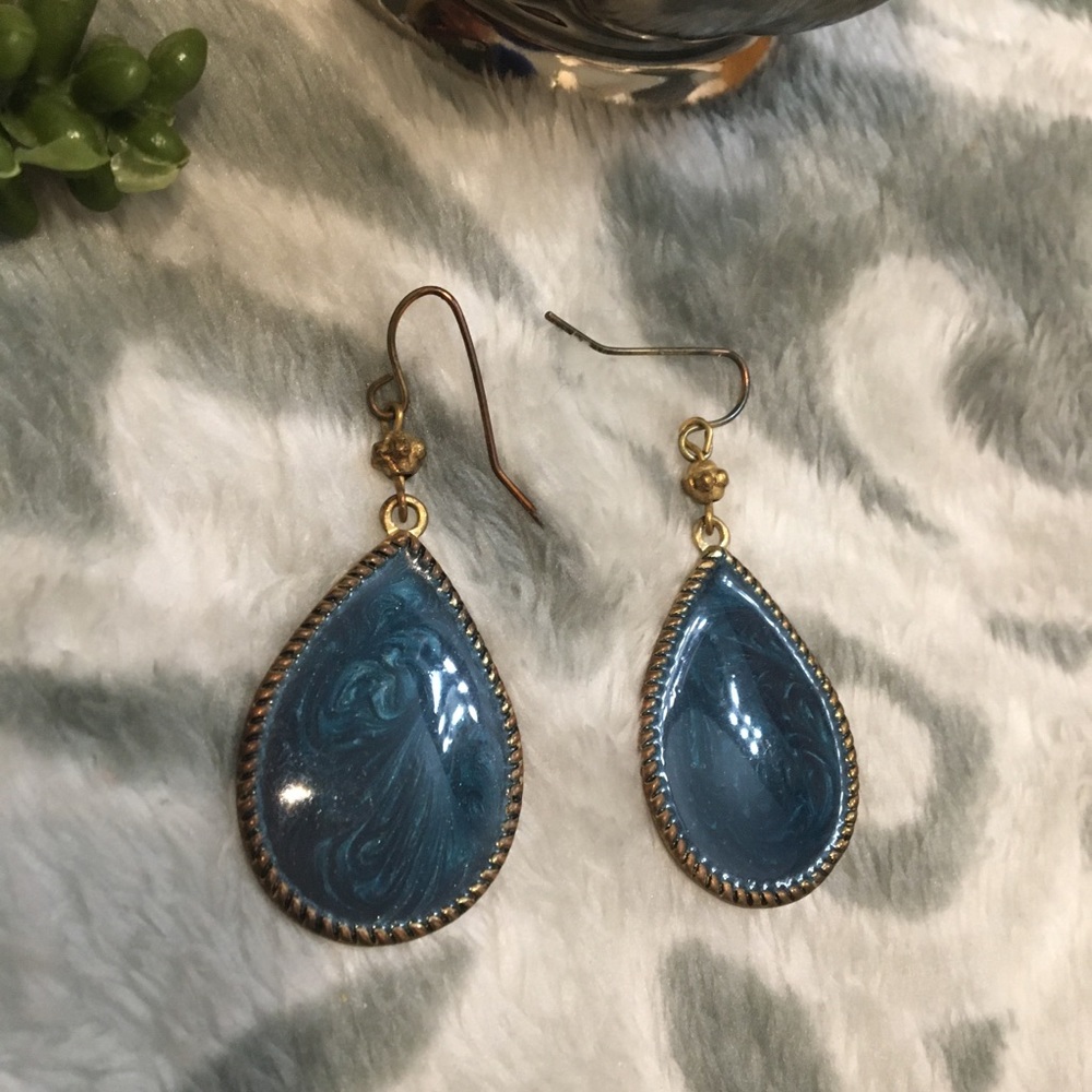 Blue stone pear shaped earrings